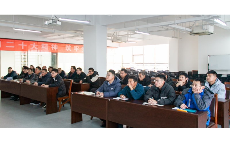 【內(nèi)訓(xùn)師課堂】天華實(shí)業(yè)集團(tuán)舉行《鋁模施工工藝》《防水質(zhì)量管控》《墜落事故預(yù)防》專(zhuān)題培訓(xùn)